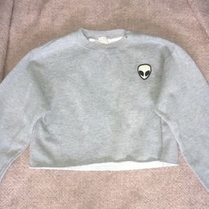 Cropped, soft sweatshirt